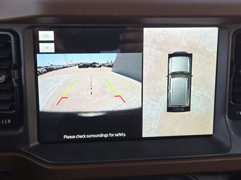 Used 2024 Ford Bronco Outer Banks image 21