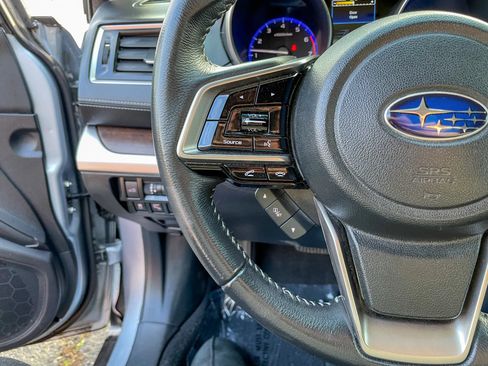 Used 2019 Subaru Outback 2.5i Limited w/ Popular Package #2 AWD/4WD image 15