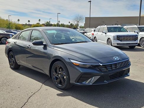 New 2026 Hyundai Elantra Sport image 7