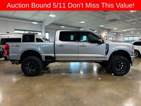Used 2024 Ford F250 Limited w/ FX4 Off-Road Package AWD/4WD image 8