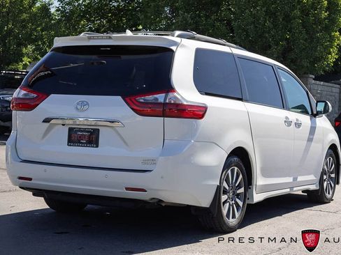 Used 2020 Toyota Sienna Limited FWD image 21