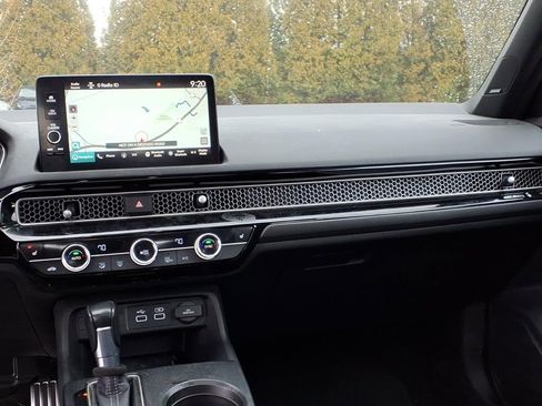 Used 2022 Honda Civic Sport Touring image 12