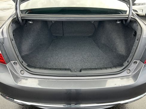 Used 2017 Honda Accord EX-L image 25