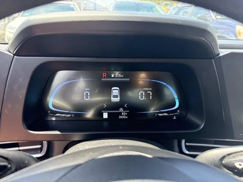 Certified 2026 Hyundai Elantra SE FWD image 31