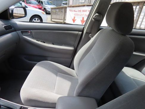 Used 2006 Toyota Corolla CE FWD image 18