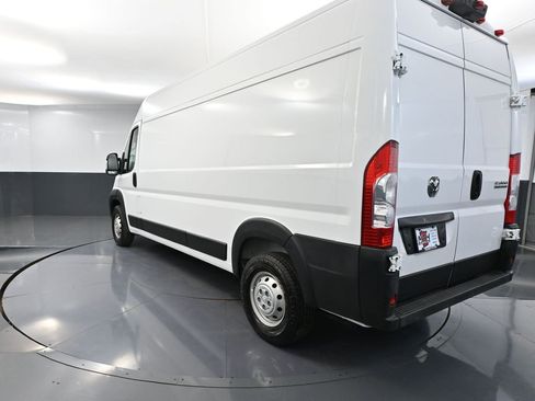 Used 2023 RAM ProMaster 2500 FWD image 8