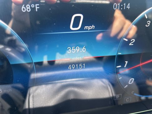 Used 2023 Mercedes-Benz GLC 300 4MATIC w/ Pinnacle Trim Package image 22