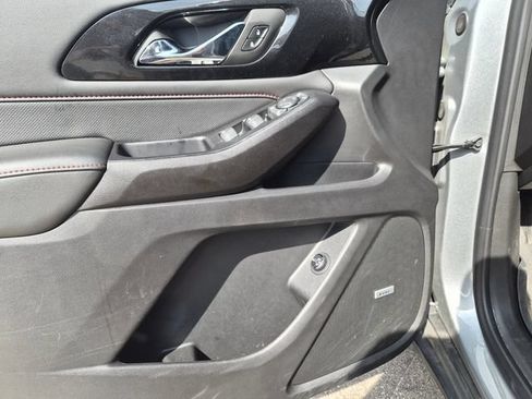 Used 2023 Chevrolet Traverse RS w/ LPO, Floor Liner Package AWD/4WD image 16