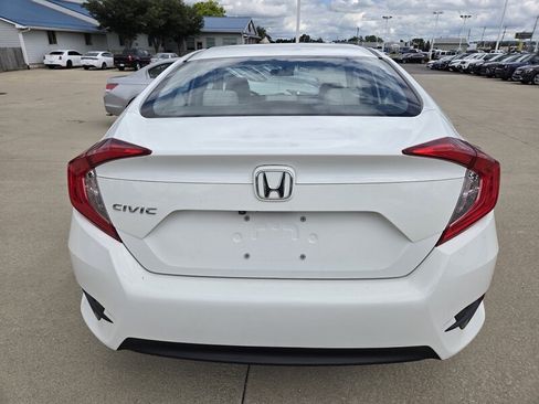 Used 2018 Honda Civic LX image 4