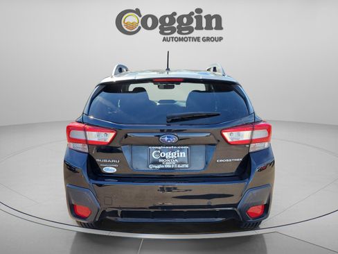 Used 2019 Subaru Crosstrek 2.0i w/ Eyesight System image 3