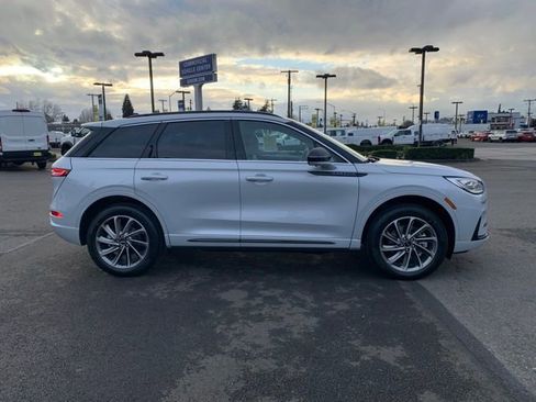 New 2025 Lincoln Corsair Grand Touring w/ Equipment Group 301A image 8