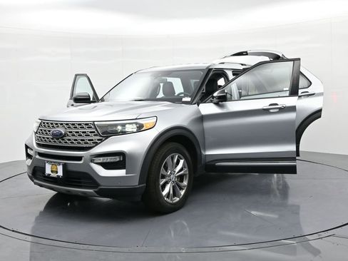 Used 2023 Ford Explorer Limited image 27