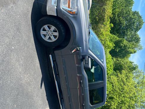 Used 2022 Ford F150 XLT AWD/4WD image 25