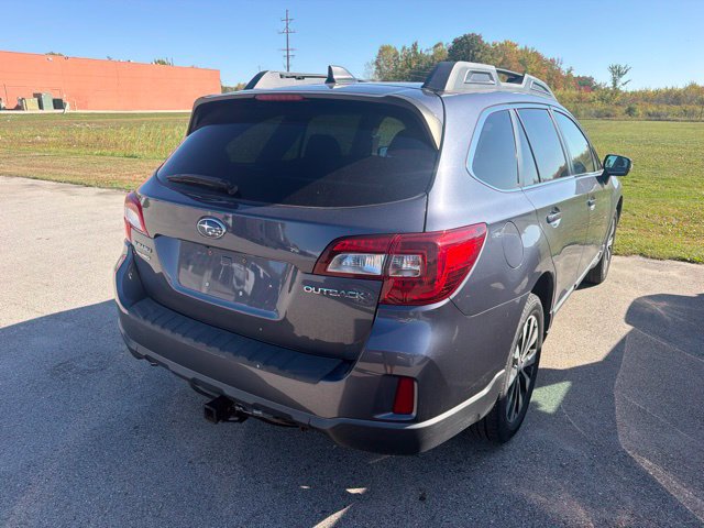 Used 2016 Subaru Outback 2.5i Limited AWD/4WD image 10