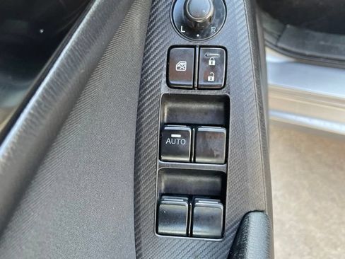 Used 2016 MAZDA MAZDA3 i Sport w/ Preferred Equipment Package FWD image 15