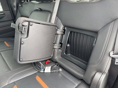 Certified 2024 GMC Sierra 2500 AT4 w/ AT4 Preferred Package image 33