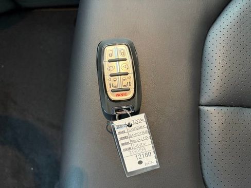 New 2026 Chrysler Pacifica Select w/ S Appearance Package image 26