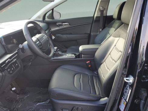 New 2026 Kia Sportage SX FWD image 18