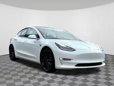 Used 2020 Tesla Model 3 Performance AWD/4WD image 2