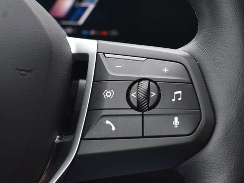 Used 2025 BMW X1 xDrive28i image 17