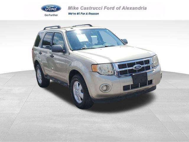 Used 2010 Ford Escape XLT FWD image 1