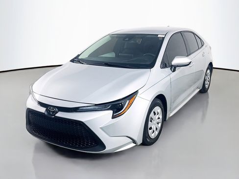 Used 2021 Toyota Corolla L FWD image 4