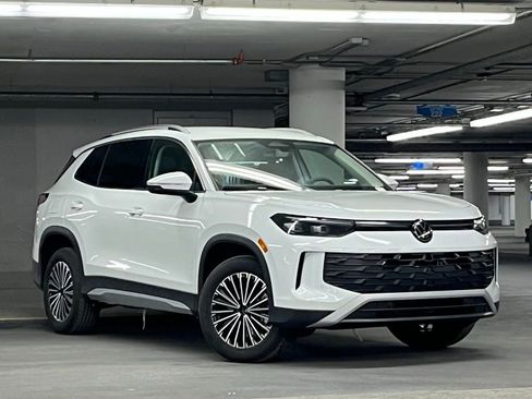 New 2026 Volkswagen Tiguan S AWD/4WD image 2