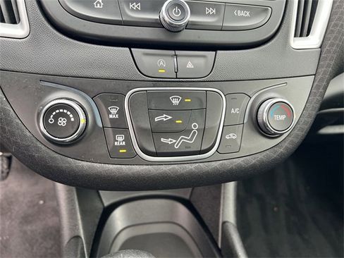 Used 2024 Chevrolet Malibu RS image 16