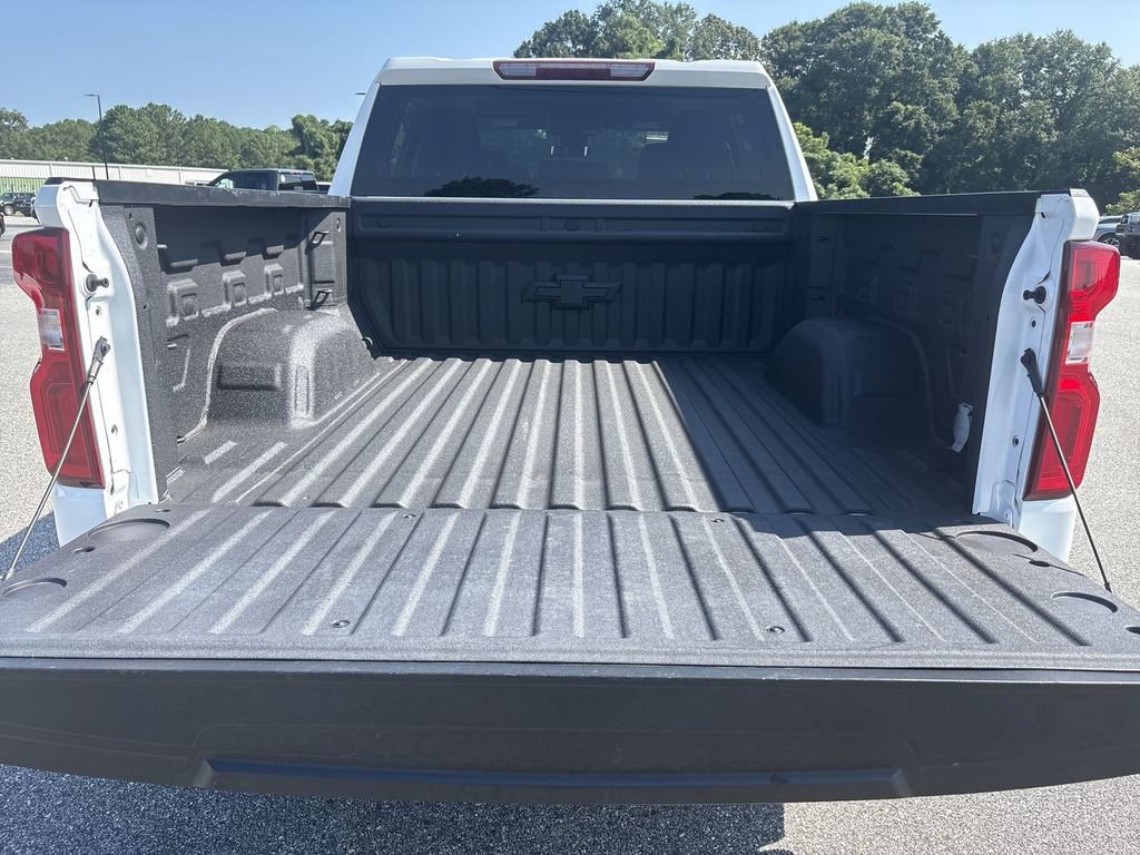 Certified 2022 Chevrolet Silverado 1500 RST AWD/4WD image 21
