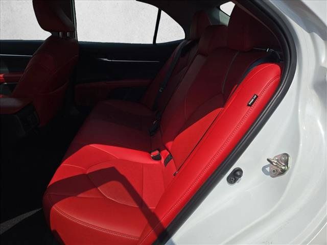 Used 2020 Toyota Camry XSE FWD image 15