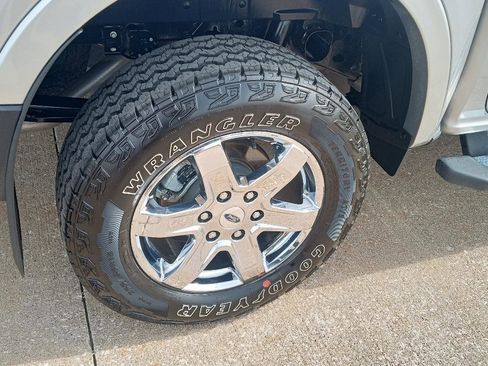 Used 2024 Ford Ranger Lariat w/ FX4 Off-Road Package AWD/4WD image 4