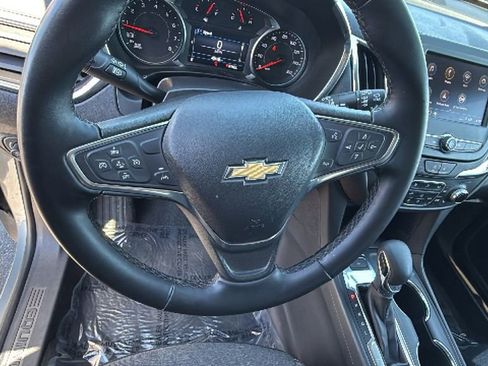 Used 2024 Chevrolet Equinox LT AWD/4WD image 18