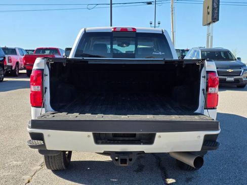 Used 2018 GMC Sierra 3500 Denali w/ Duramax Plus Package AWD/4WD image 7