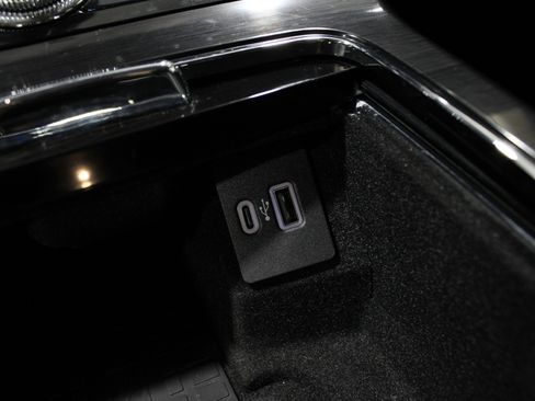 Certified 2022 Lincoln Nautilus Reserve w/ Class II Trailer Tow Package image 24