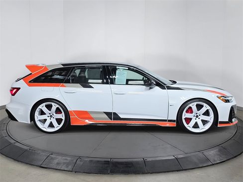 Used 2025 Audi RS 6 performance image 8