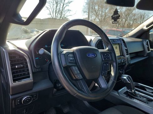 Used 2017 Ford F150 XLT w/ Equipment Group 302A Luxury AWD/4WD image 21