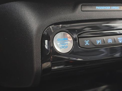 Used 2024 Ford Escape Platinum AWD/4WD image 30