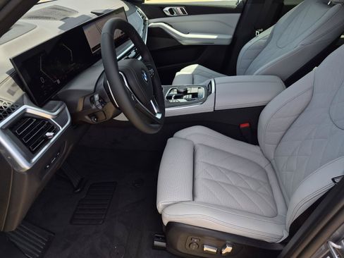 New 2026 BMW X5 sDrive40i w/ Premium Package RWD image 13