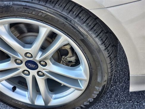 Used 2018 Ford Fusion S image 13