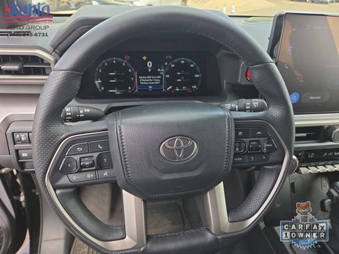 Used 2025 Toyota 4Runner TRD Off-Road Premium AWD/4WD image 13