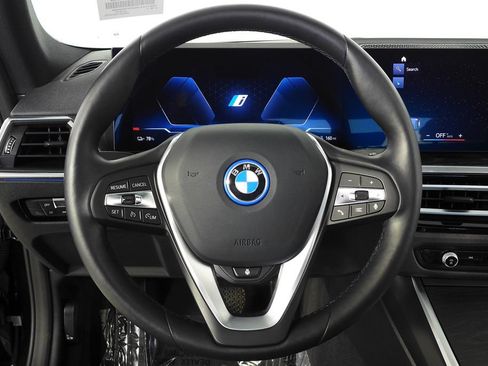 Used 2023 BMW i4 eDrive35 w/ Premium Package RWD image 27