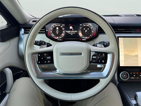 Certified 2023 Land Rover Range Rover SV image 25