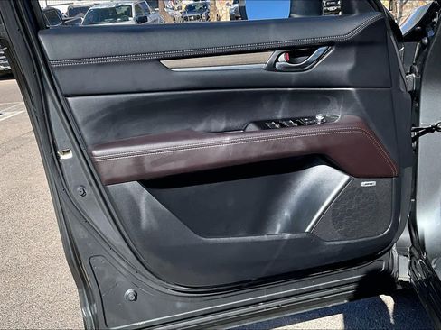 Used 2021 MAZDA CX-5 Signature image 22
