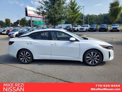 New 2025 Nissan Sentra SV w/ SV Premium Package image 2