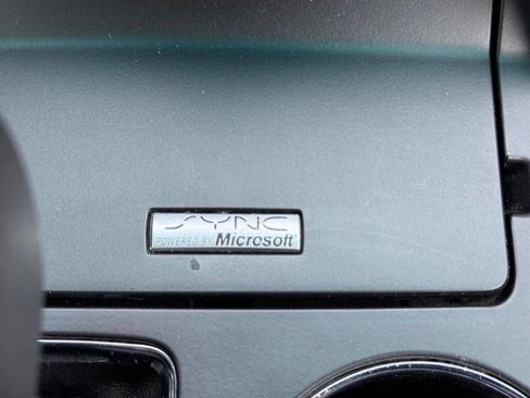 Used 2014 Ford Explorer XLT w/ Equipment Group 201A image 12