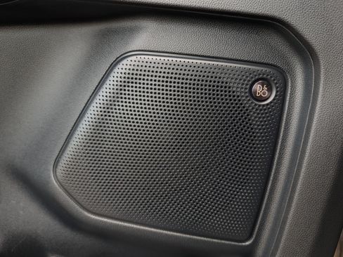 Certified 2021 Ford Escape Titanium image 24