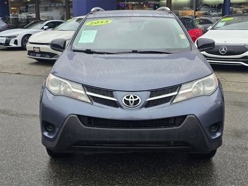 Used 2013 Toyota RAV4 LE image 3