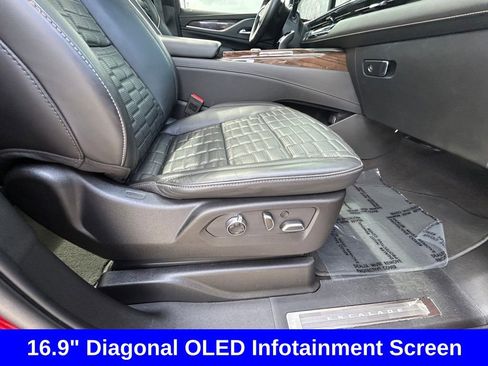 Used 2024 Cadillac Escalade ESV Premium Luxury Platinum image 27