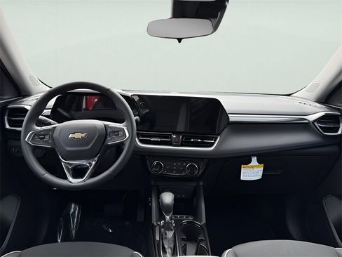 New 2026 Chevrolet TrailBlazer LT w/ LT Cold Weather Package image 14