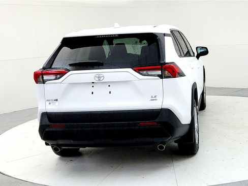 Used 2023 Toyota RAV4 LE image 5